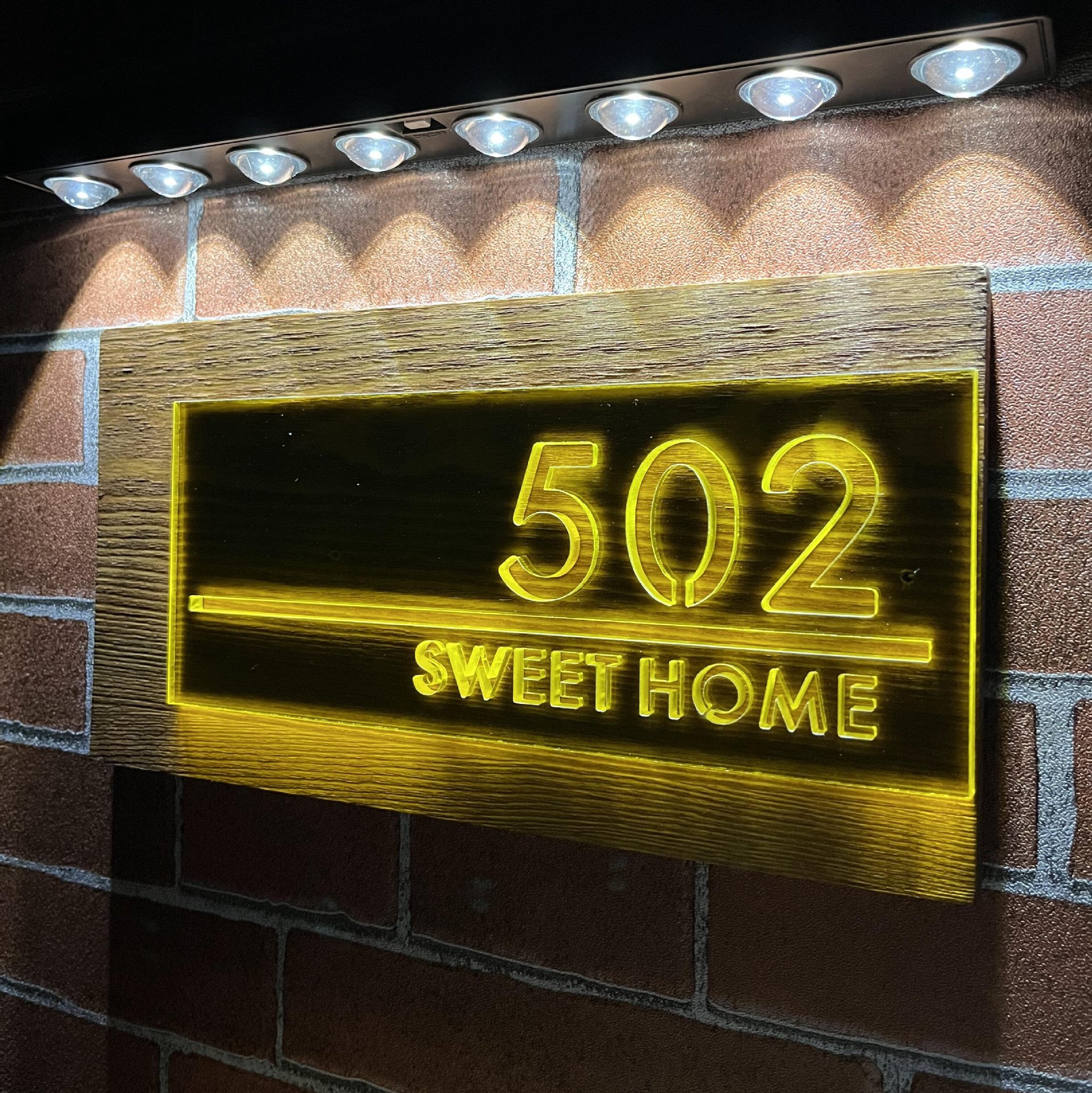Custom Wooden Solar Powered Ad – Outdoor Power Number Bewertung und Preis